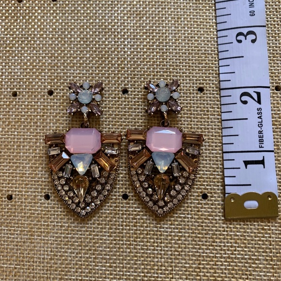 Geometric crystal stone fashion earrings - Picture 3 of 7